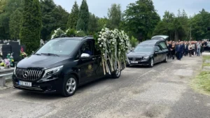 Karawany na cmentarzu